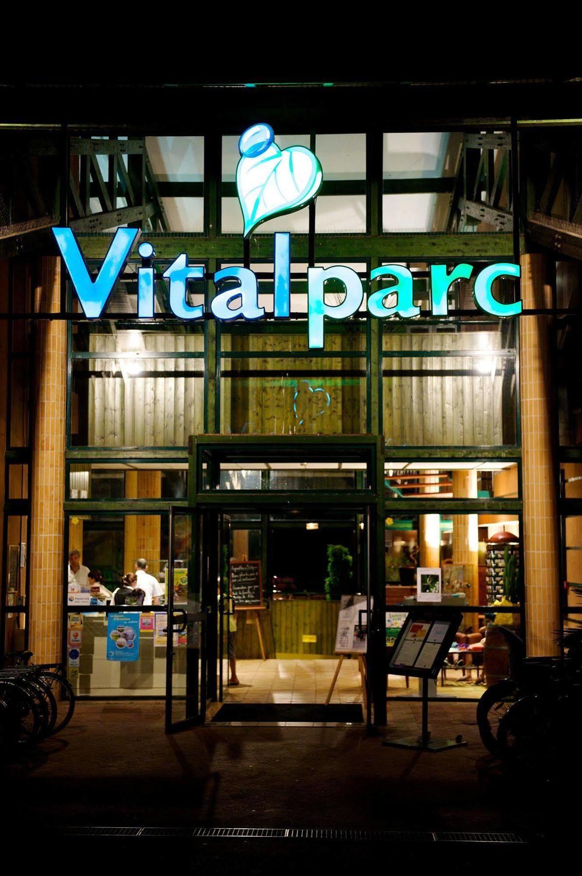 Hotel & Spa Vitalparc, The Originals Collection Lacanau Exterior photo